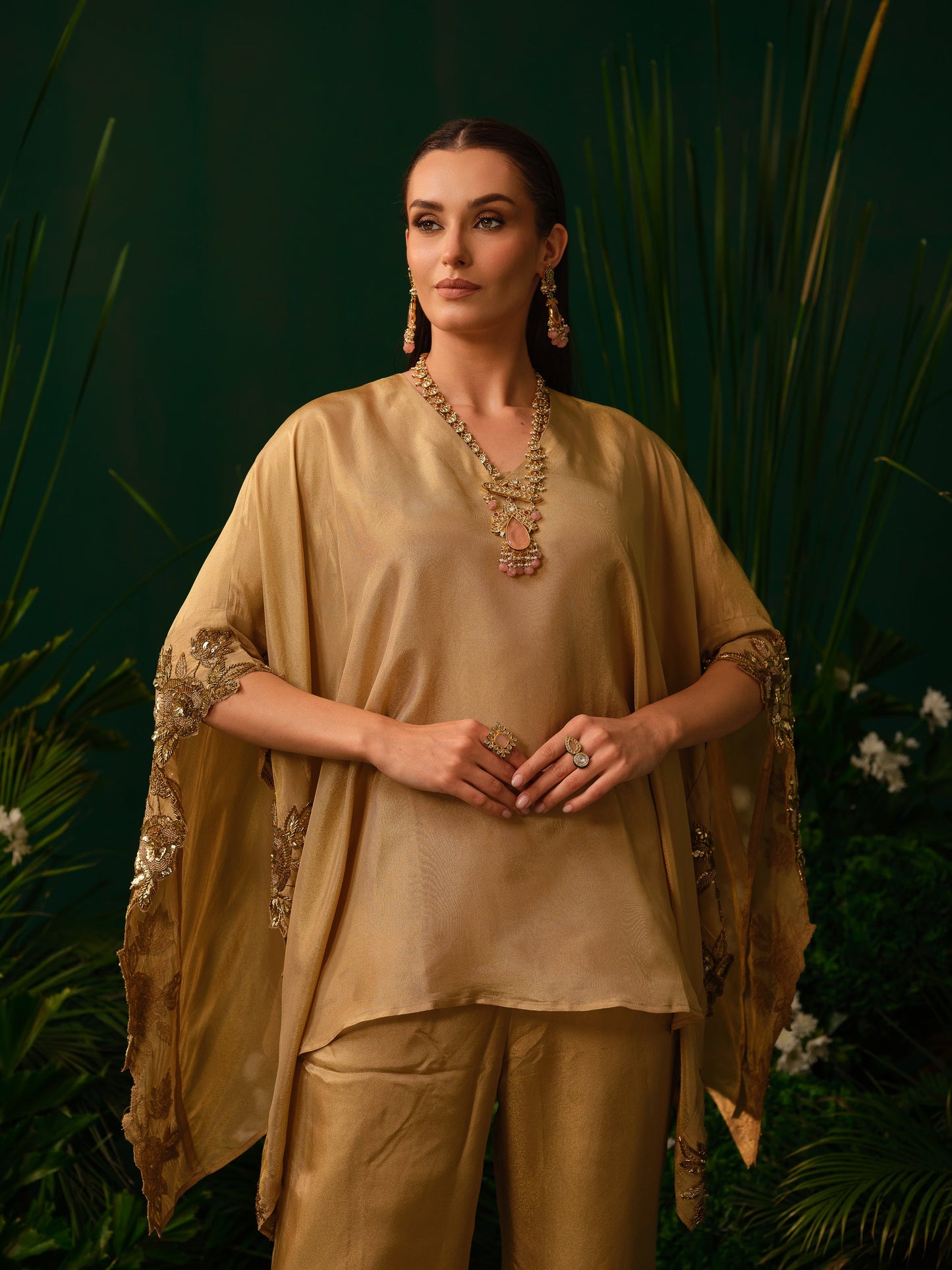 Akruti Kaftan Set