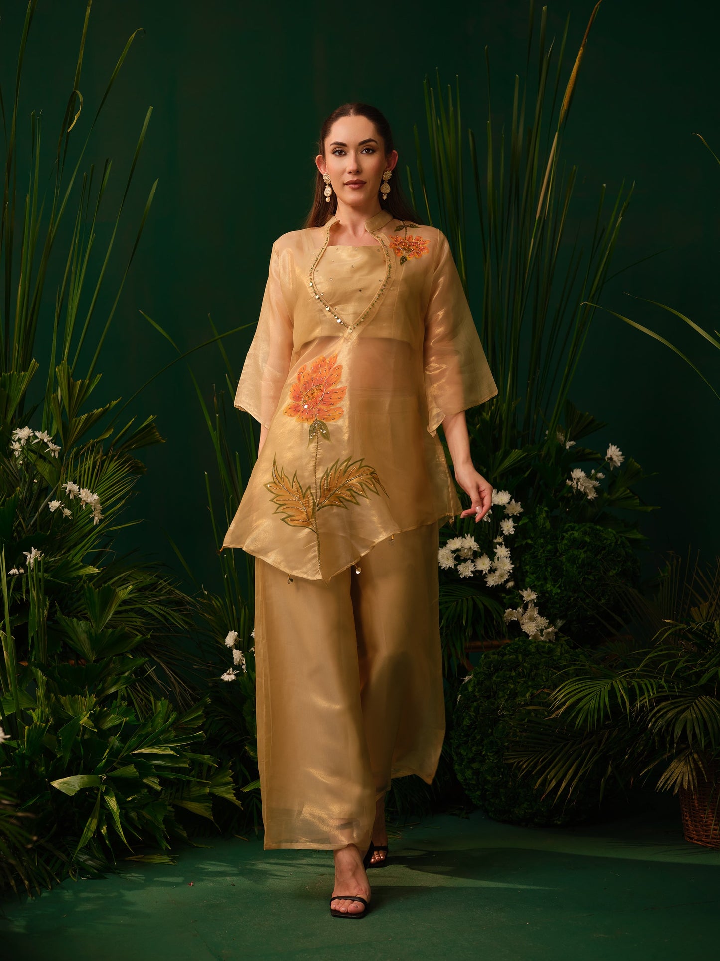Tavya Bloom Kurti Set