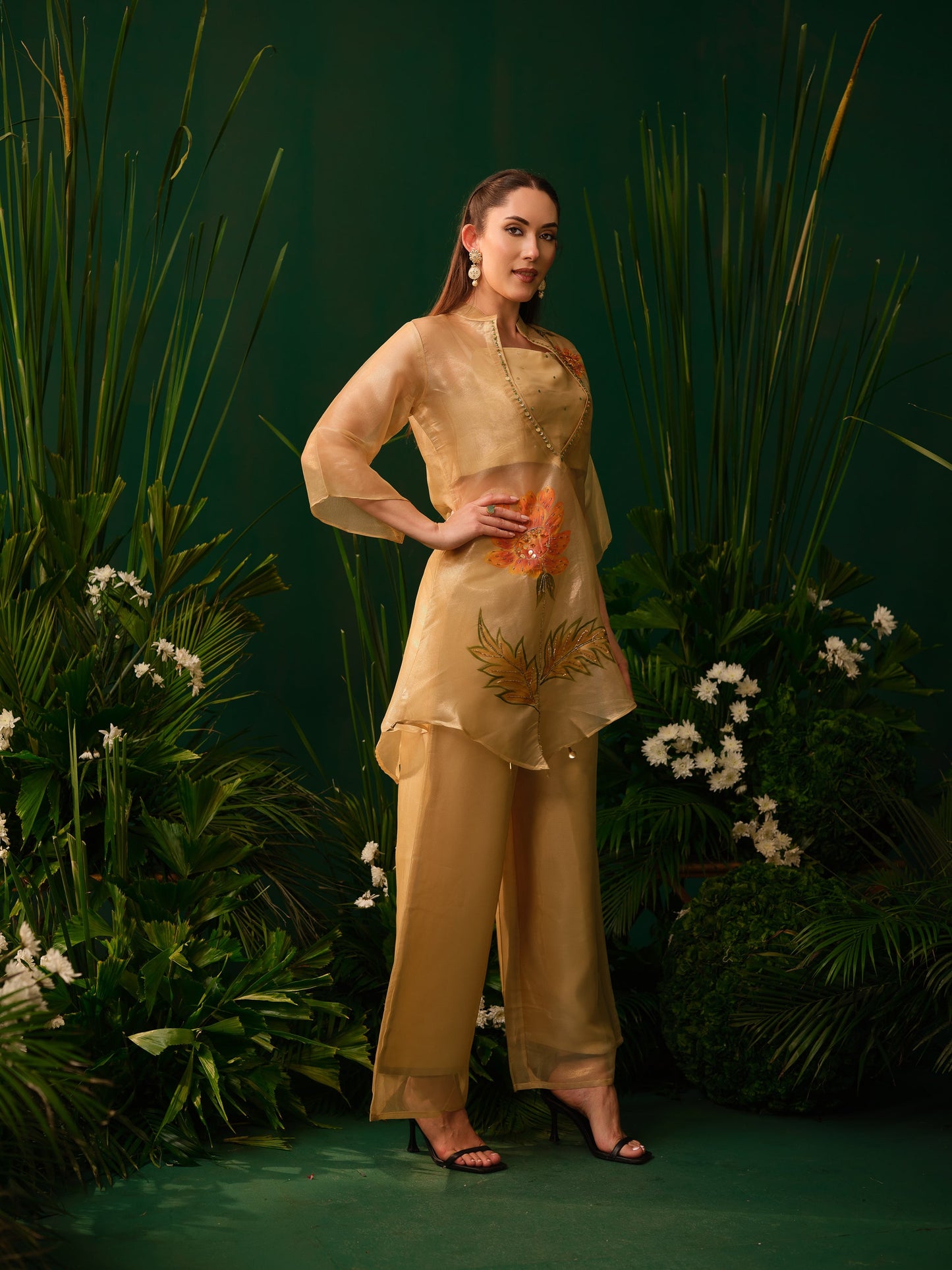 Tavya Bloom Kurti Set