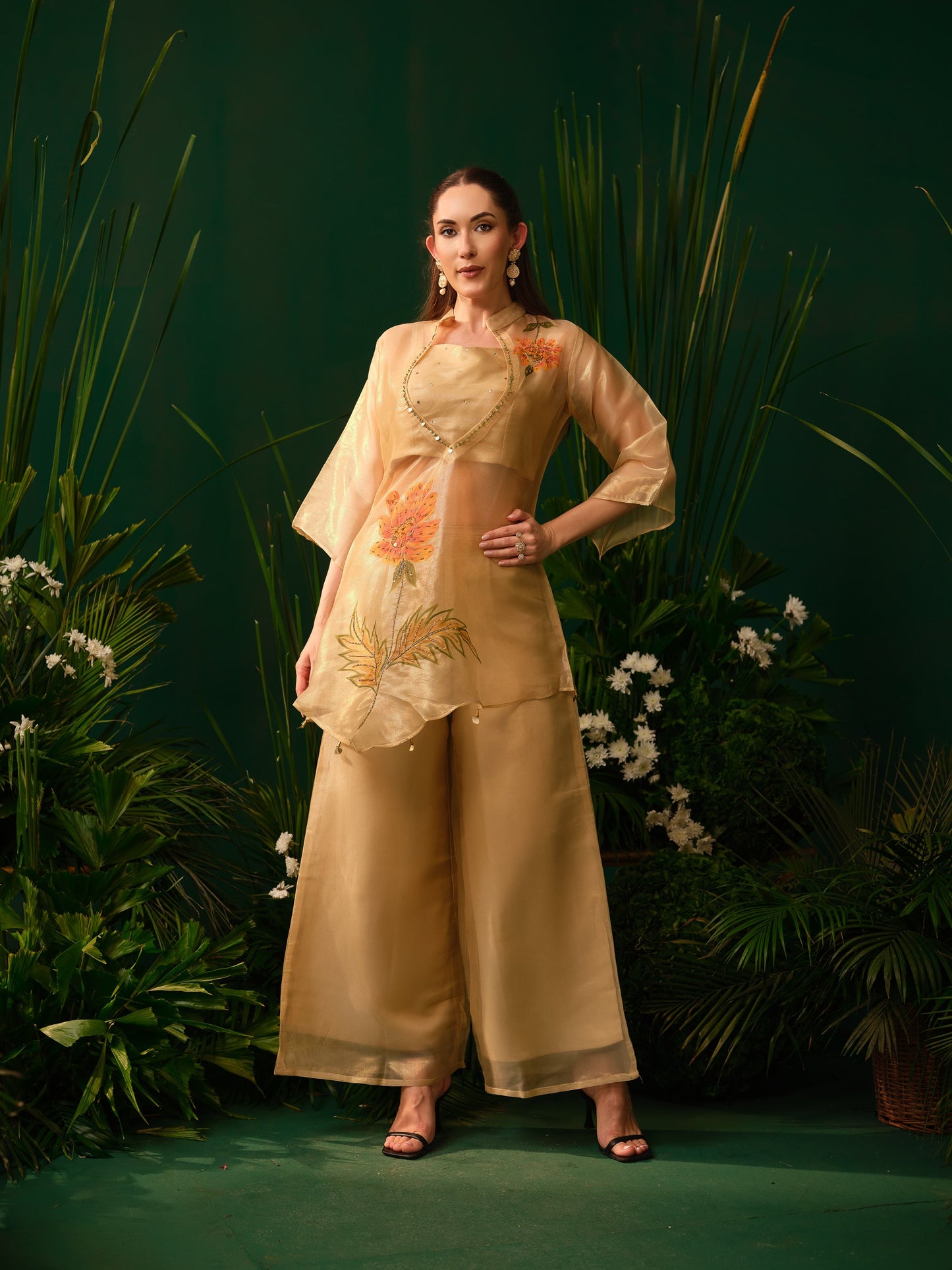 Tavya Bloom Kurti Set