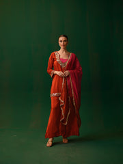 Orvaya Kurta Set