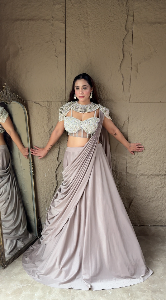 Regal drape